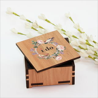 Small Trinket Box : I do with roses