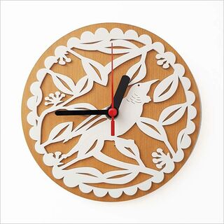 Clock:Tui on PHT White + Rimu
