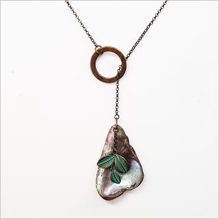  Circle Lariat Necklace: Paua Shell+Leaves