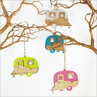 Hanging Ornament:: Caravan