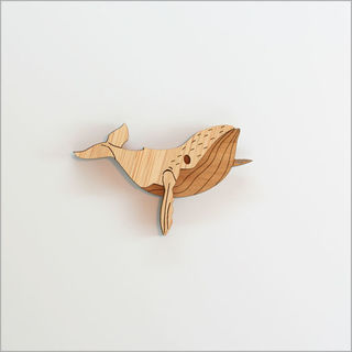 Magnet: Whale (NZ Beech and Bamboo Veneer)