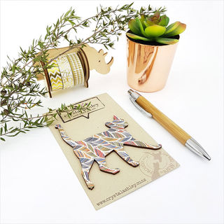 Cat 2 - Feather Pattern