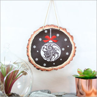 Wood Slice Art: Filigree Bauble