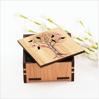 Small Trinket Box : Birds on Tree