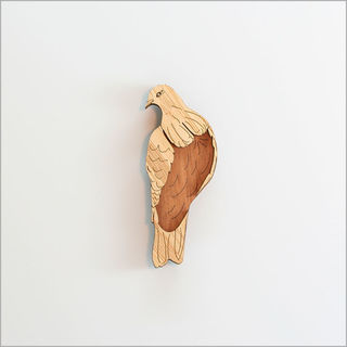 Magnet: Kereru (NZ Rimu and Bamboo Veneer)