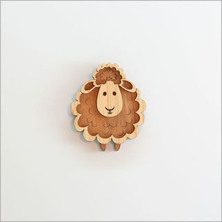 Magnet: Sheep (NZ Rimu and Bamboo Veneer)