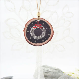 Wood Slice Ornament : Filigree Wreath