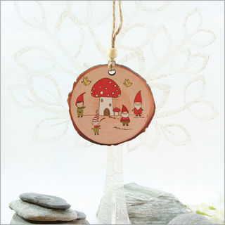 Wood Slice Ornament : Elf Town
