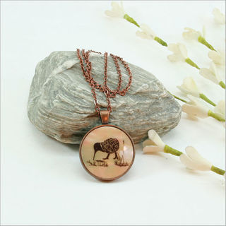 Circle Pendant Necklace:Filigree Kiwi