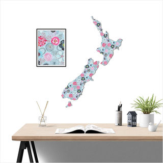 Large NZ: Blue Floral Pattern