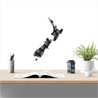 Small NZ: Black Fern Pattern