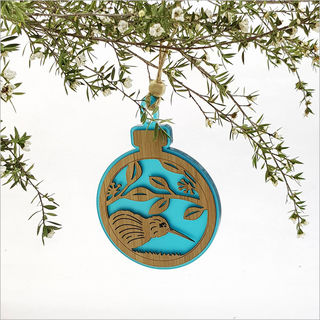 Acrylic Bauble: Kiwi on Pohutukawa