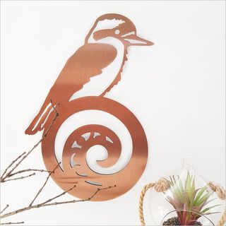 King Fisher on koru