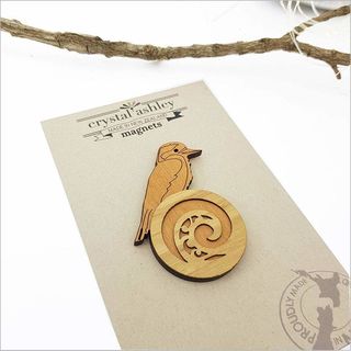 Magnet: Kingfisher on Koru (NZ Rimu and Bamboo Veneer)