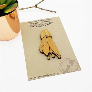 Magnet: Kowhai Flower (NZ Rimu and Bamboo Veneer)
