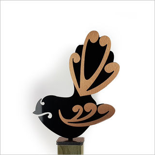 2Tone Freestanding Art: Moko Fantail