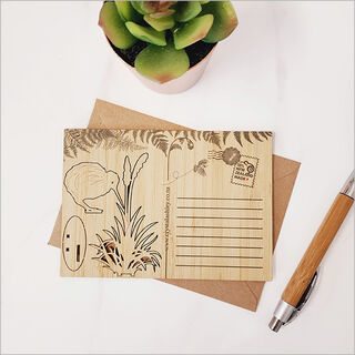 Bamboo Postcard 3D : Kiwi on Toi Toi 