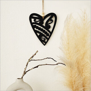 Black Acrylic Heart 4: Patiki