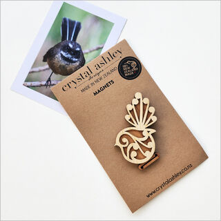 Magnet:Koru Fantail (NZ Rimu and Bamboo Veneer)