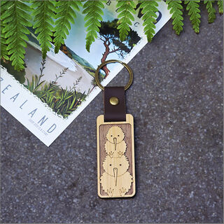 Bamboo Keyring : Kiwi 2