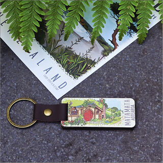Bamboo Keyring Printed: Matamata (Hobbiton)